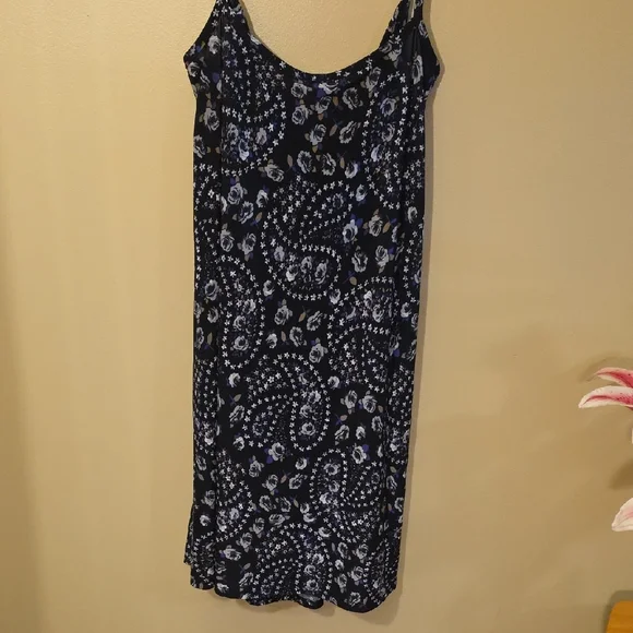 Floral Paisley Print Dress - Picture 9 of 9